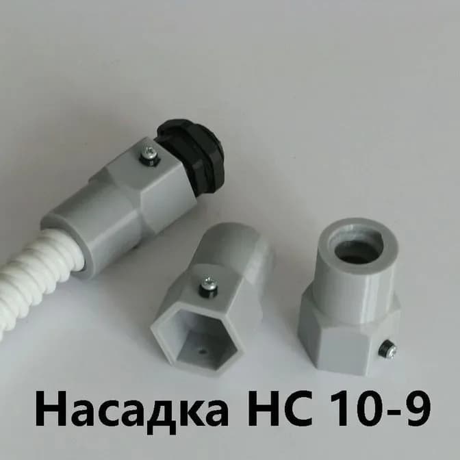 Насадка HC 10-9 с сальником PG-9 IP68 для гибкой армированной трубы DKC 10 IP68 - фото 1