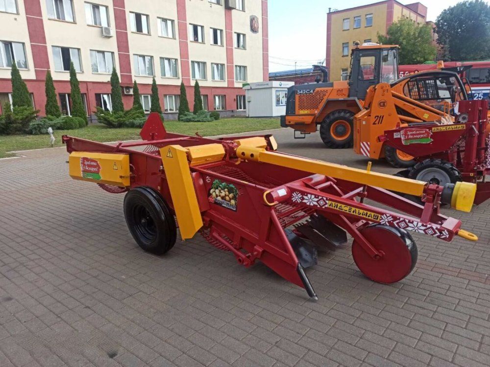 Картофелекопалка КСТ-1.4