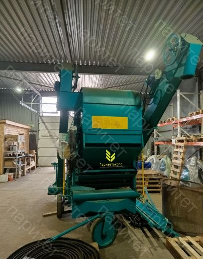 Зерноочистительная машина ОВС — 25 самопередвижная