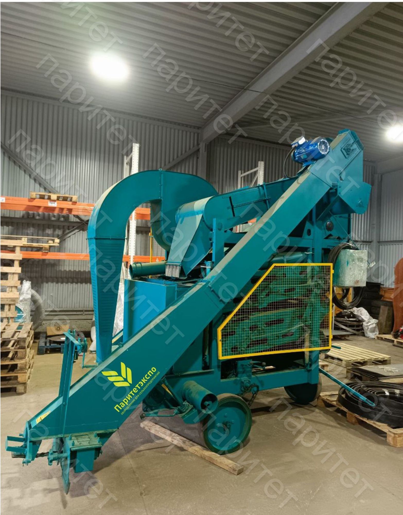 Зерноочистительная машина ОВС — 25 самопередвижная