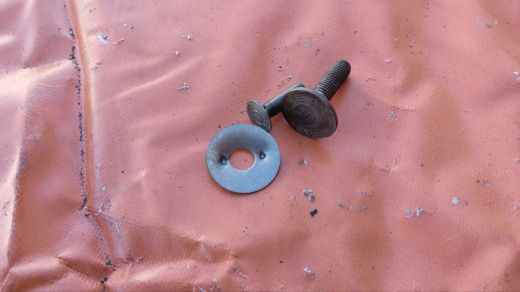 Болты норийные, шайбы, гайки (метизы)