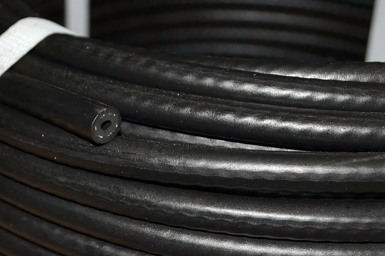 Рукав с нит.усил. 3.2х10,5 мм (16 атм) ГОСТ 10362-2017 Oil-Air (м)